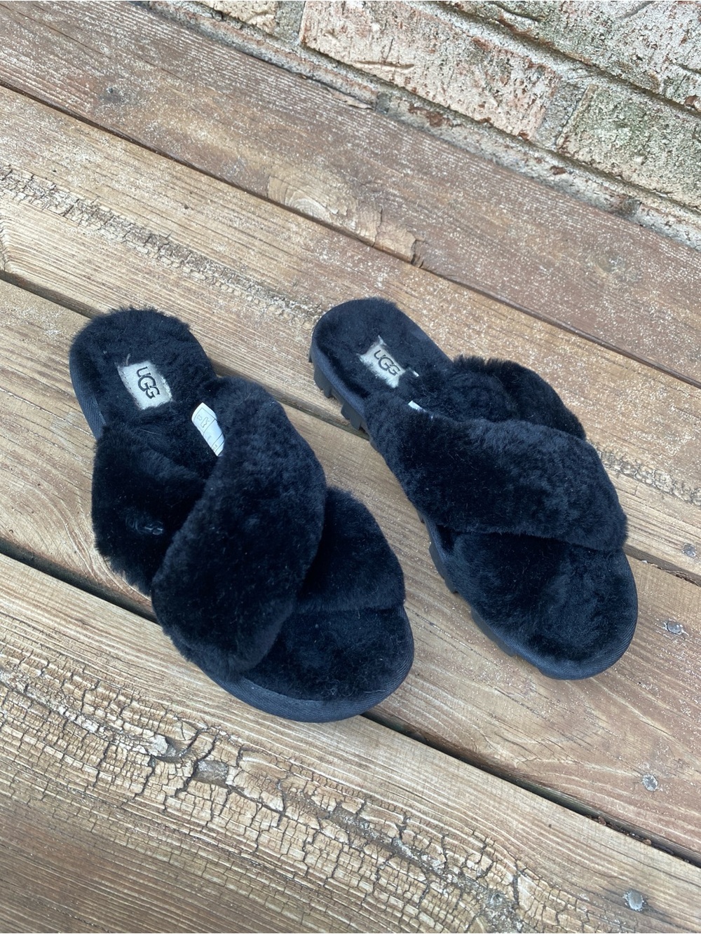UGG Black Fuzzy Slip-On Slides